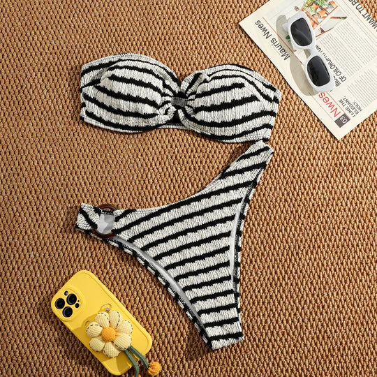 Damen Bandeau-Bikini mit strukturiertem Design EB