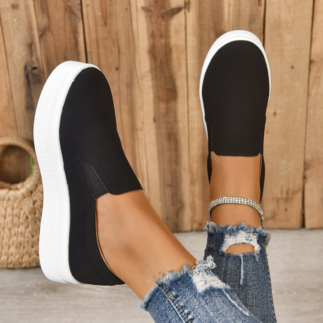 Damen Slip-On Sneakers mit komfortabler Polsterung und rutschfester Sohle EB