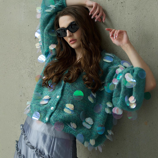 Damen Flauschiger Cardigan mit holografischen Akzenten EB