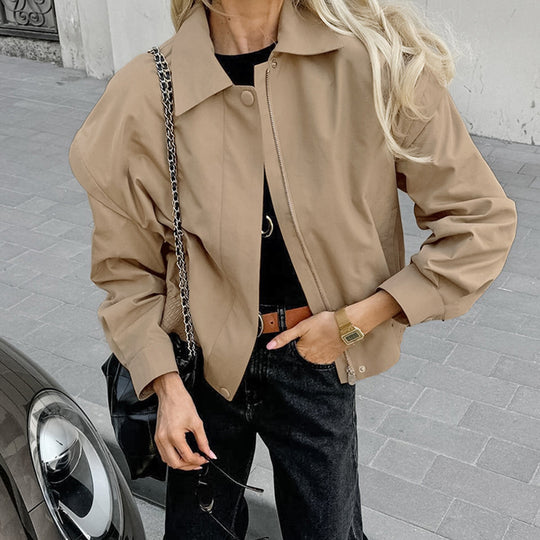 Damen Kurze Utility-Jacke mit voluminösen Ärmeln und praktischen Taschen EB