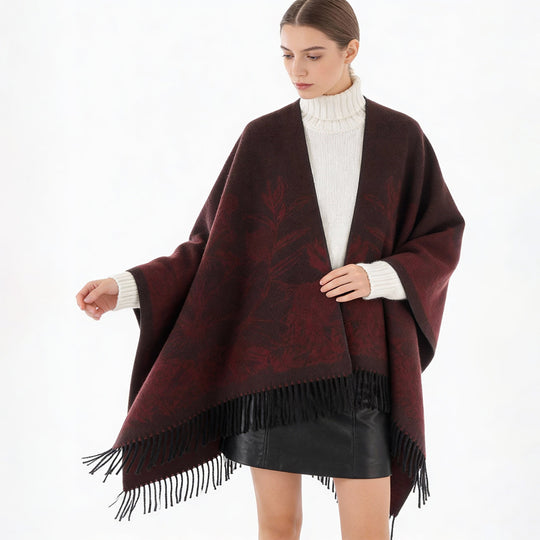 Damen Fließender Capeponcho im Kimono‑Schnitt mit feinem Blumenjacquard und Fransensaum EB