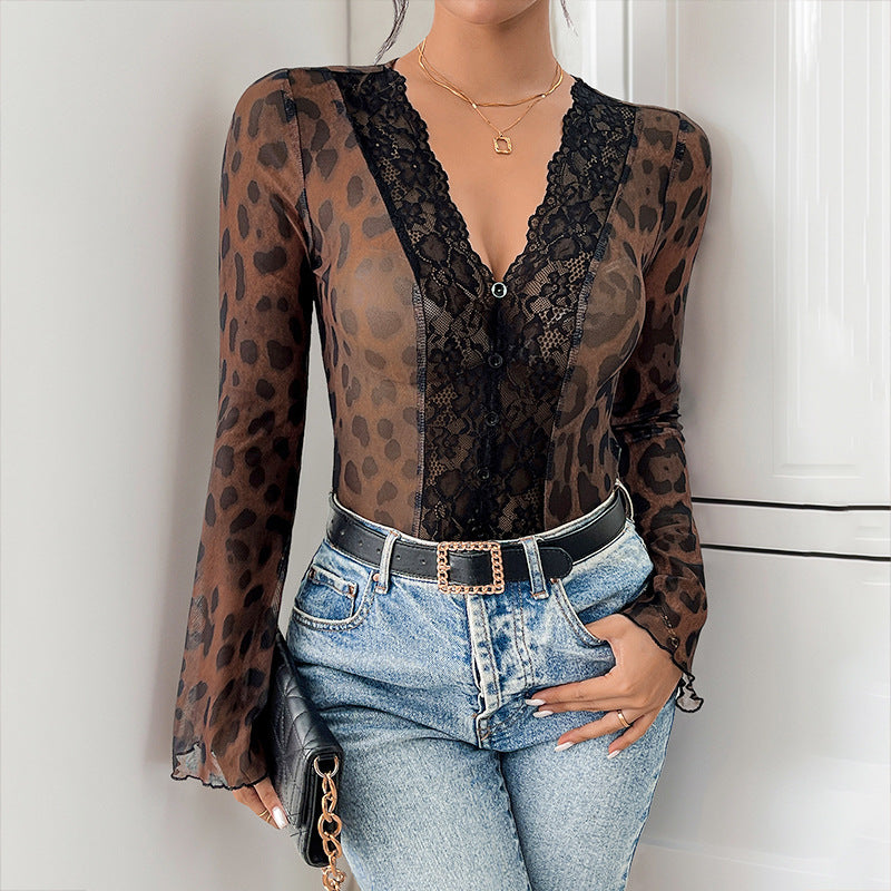 Damen Transparenter Mesh-Body mit Spitzen-V-Ausschnitt, Leopardenprint und Trompetenärmeln EB