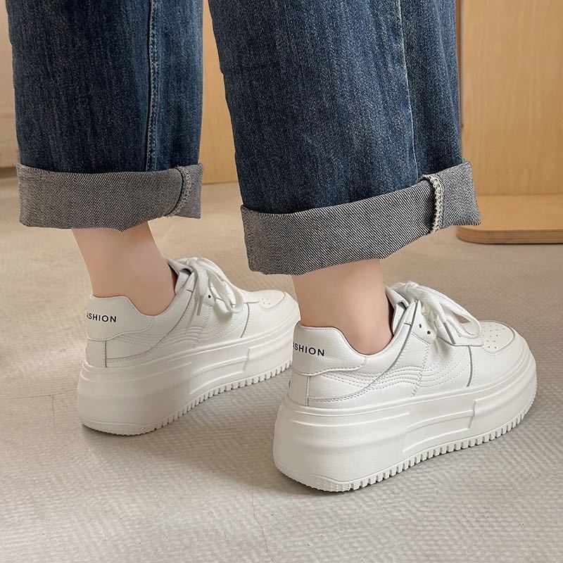 Damen Chunky Sneakers mit verstärkter Profilsohle und atmungsaktiver Konstruktion EB