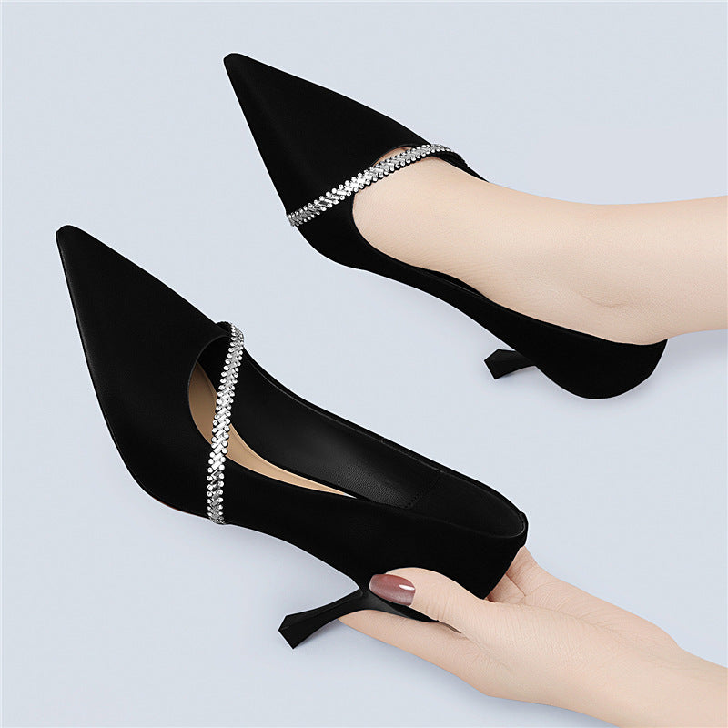 Damen elegante Pumps mit funkelndem Zierdetail EB