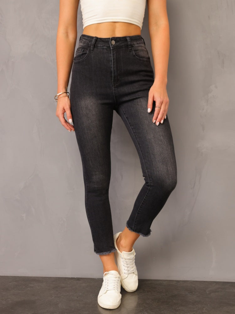 Damen High-Waist Jeans mit fransigem Saum und anpassbarem Schnitt EB