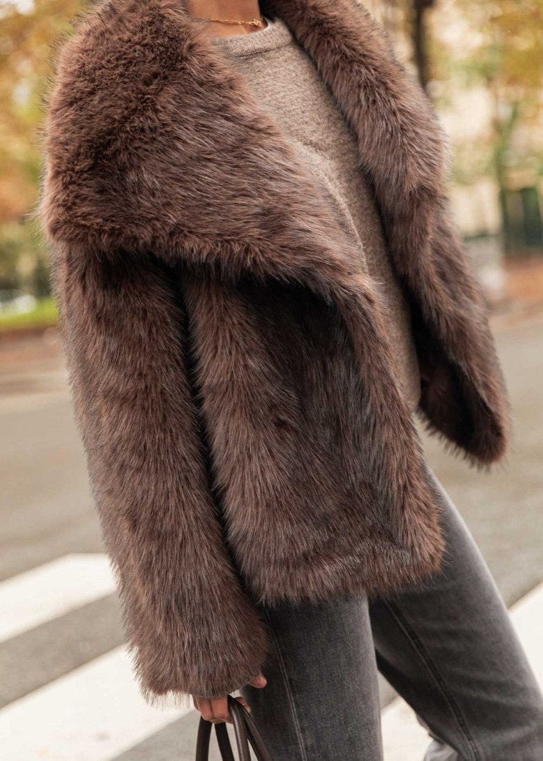 EB | Luxe Kunstpelzjacke