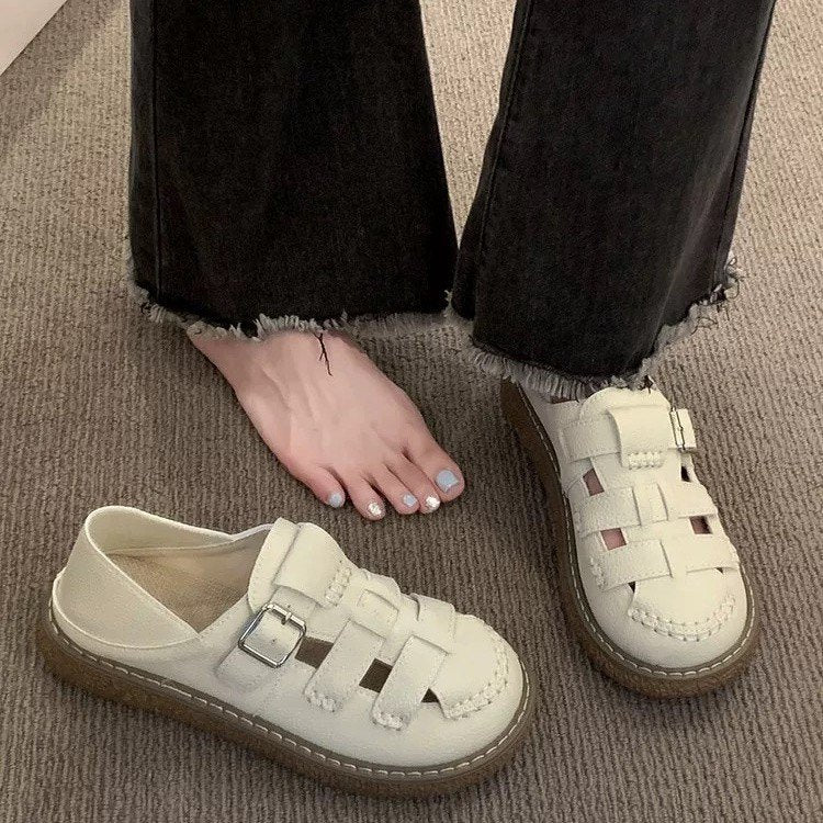 Damen Clogs mit modischem Riemenverschluss und rutschfester Sohle EB