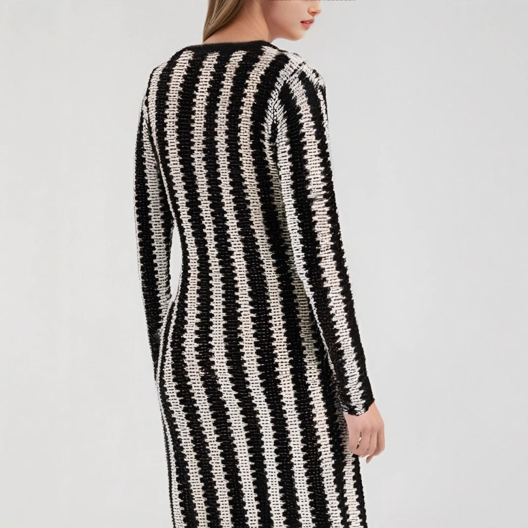 Damen Designer-Strickkleid mit asymmetrischem Schnitt und grafischem Muster EB