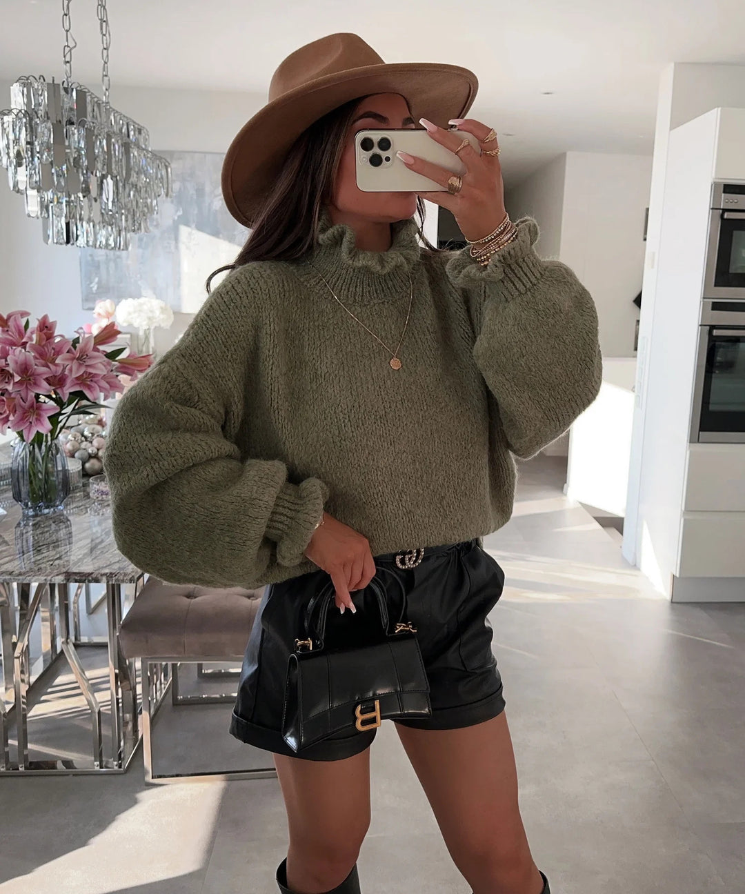 Damen kuscheliger Rollkragenpullover mit weiten Ärmeln und strukturellem Design EB