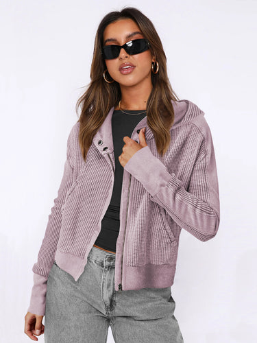 Damen Sportliche Kapuzenjacke aus strukturiertem Material EB