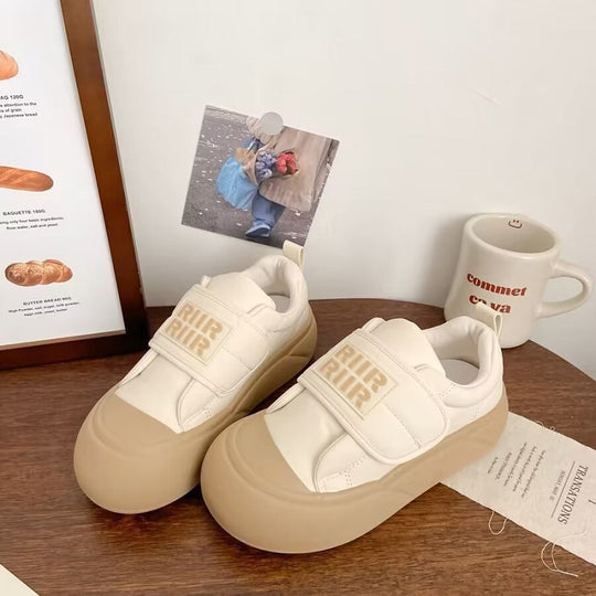 Damen Sneaker mit verstellbarem Klettverschluss und dämpfender Sohle EB