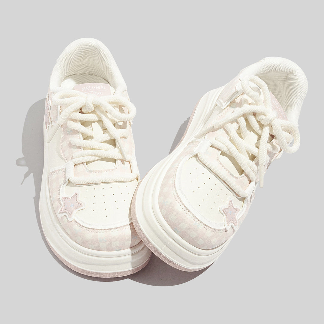 Damen Sportliche Sneakers mit verspieltem Sternen-Motiv und atmungsaktiver Oberflächenstruktur EB