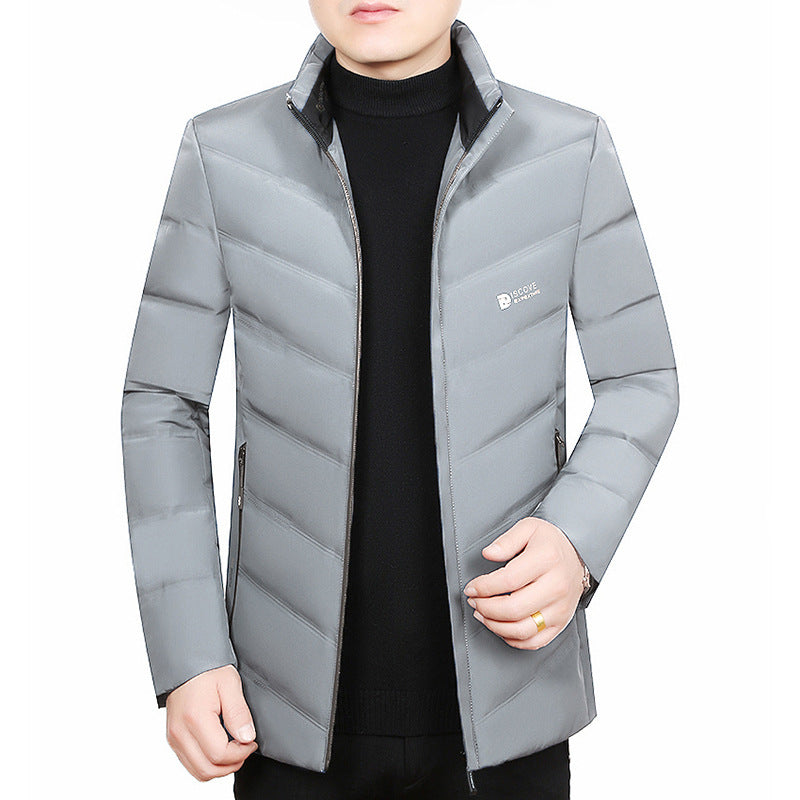 Herren Slim-Fit Reisesteppjacke mit Stehkragen und Chevron-Steppung EB