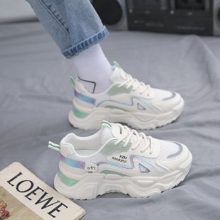 Damen Chunky Sneakers mit glänzenden Akzenten und auffälligem Design R&B