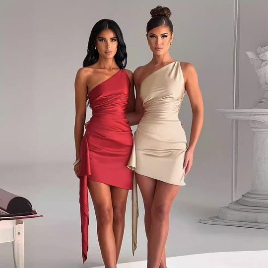 Damen Elegantes Ein-Schulter Kleid mit fließendem Schnitt und asymmetrischem Saum EB