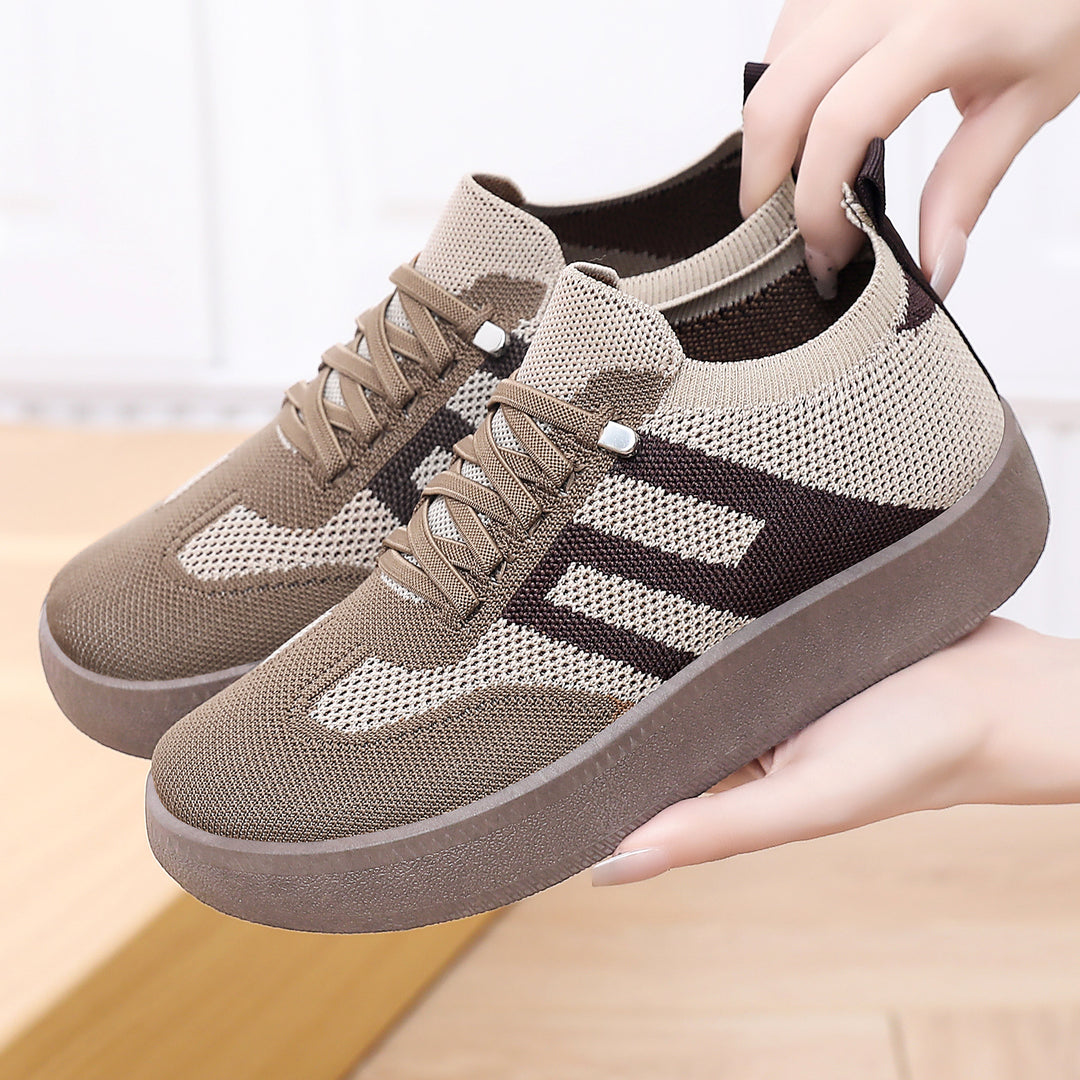 Damen Bequeme und atmungsaktive Sneakers mit Plateau von EB