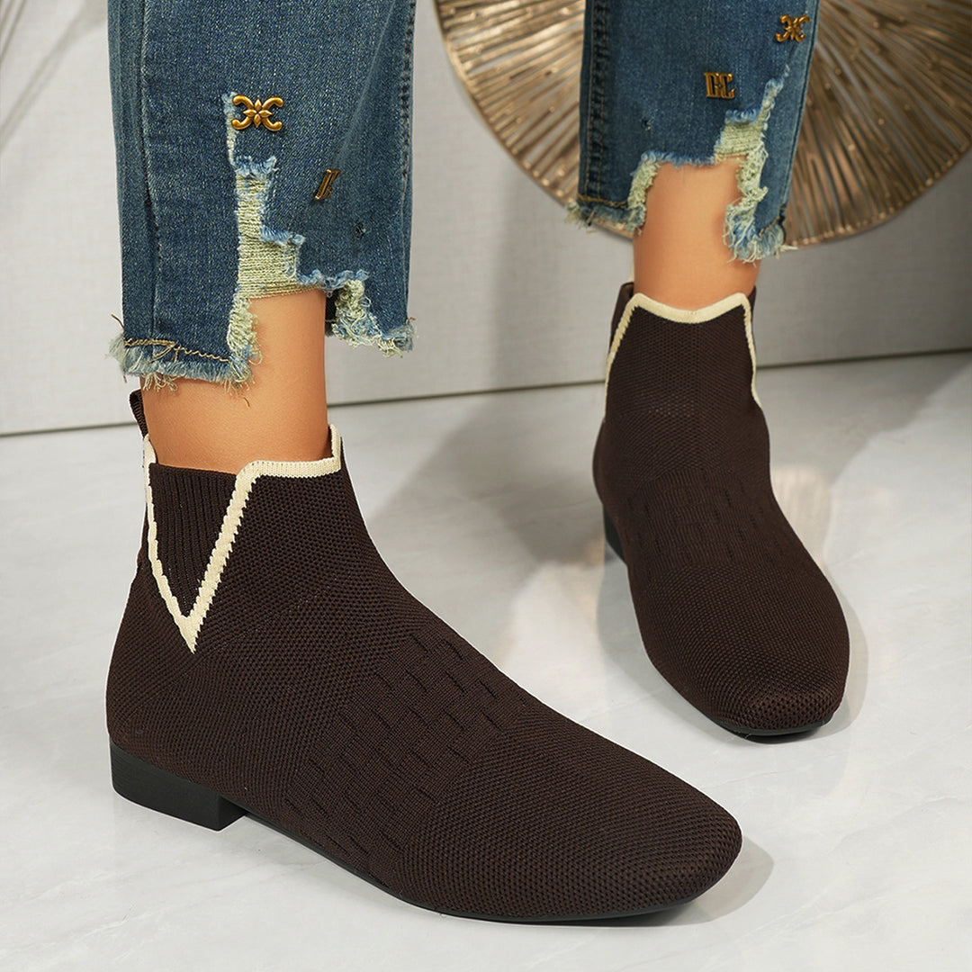 Damen nan gestrickte Sock-Stiefelette mit elastischem V-Einsatz, Zugschlaufe und flachem Blockabsatz EB