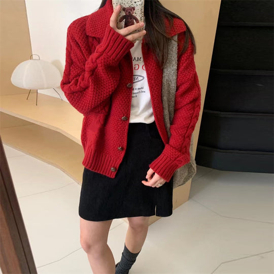 Damen Grobstrickjacke mit kontrastierenden Knöpfen und strukturiertem Design EB