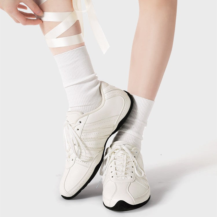 Damen sportliche Sneaker mit atmungsaktivem Obermaterial und rutschfester Sohle EB