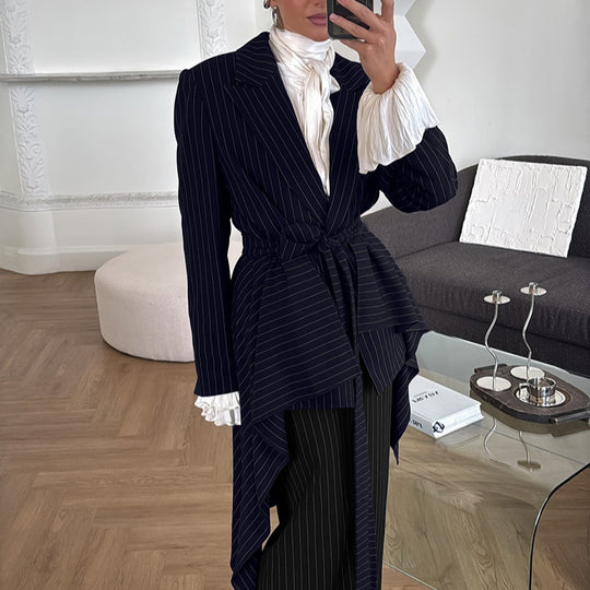 Damen Elegante taillierte Blazerjacke mit asymmetrischem Schnitt und Gürtel EB