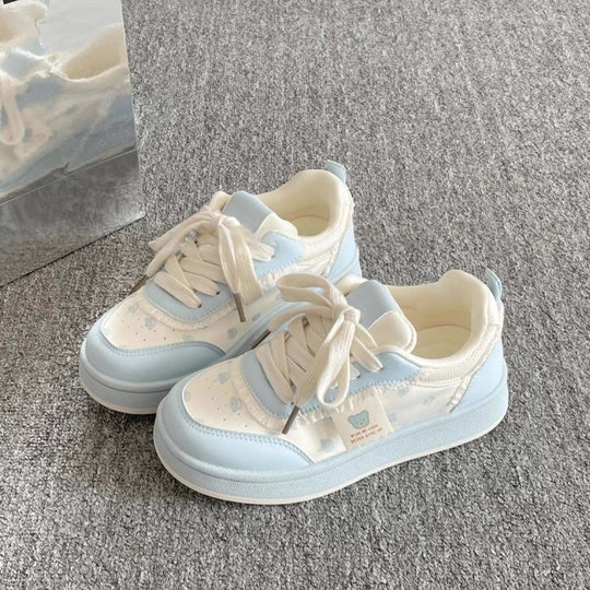 Damen Schnürsneaker mit verspieltem Design und dämpfender Sohle EB