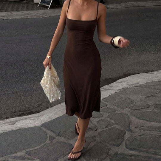 Damen Midi-Kleid mit schmalen Trägern und figurbetonender Passform EB