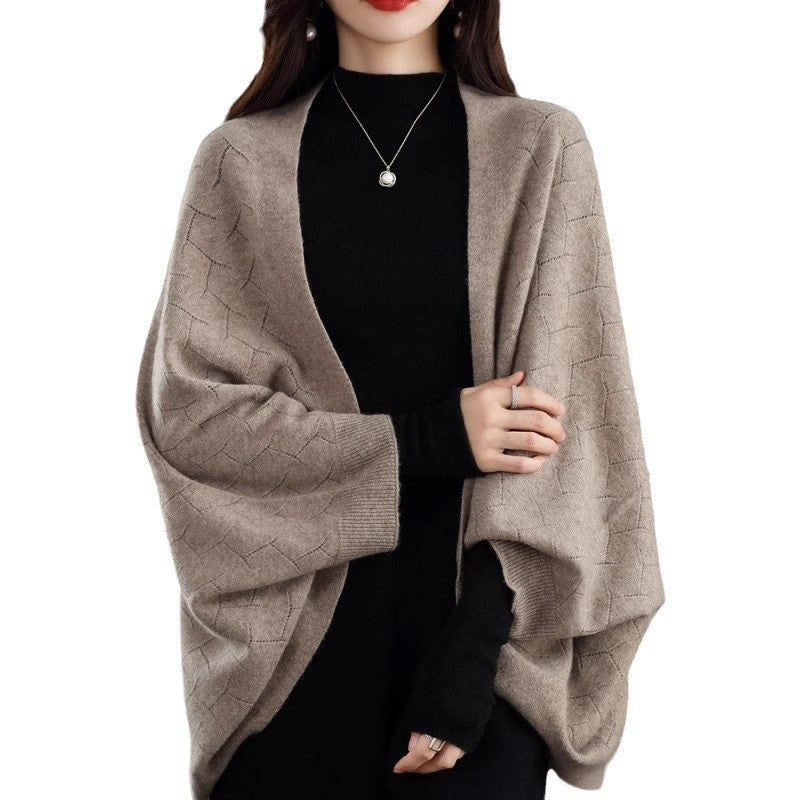 Damen Großer Strickponcho mit modernem Rautenmuster EB