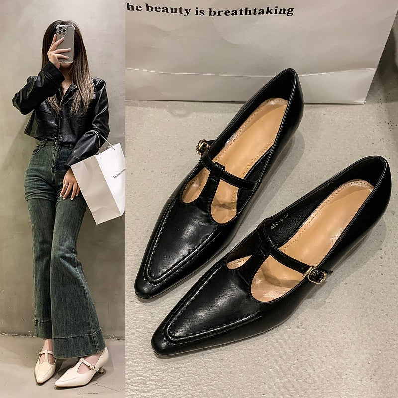 Damen Ballerinas mit elegantem Riemchen und spitzem Zehenbereich EB