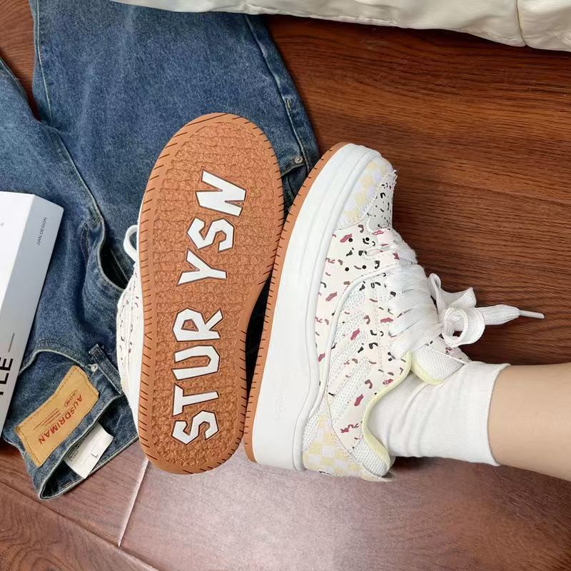 Damen Sneakers mit atmungsaktivem Obermaterial und modischem Muster EB