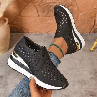 Damen sportliche Slip-On Sneakers mit atmungsaktivem Obermaterial und dekorativen Perlendetails EB