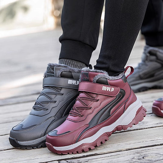 Damen Winterstiefel mit isolierendem Futter und strapazierfähiger Profilsohle EB
