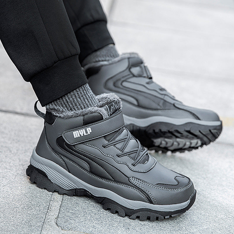 Damen Winterstiefel mit isolierenden Eigenschaften und rutschfester Sohle EB