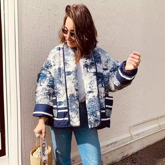 Damen Steppjacke mit modischem Muster und praktischen Taschen EB