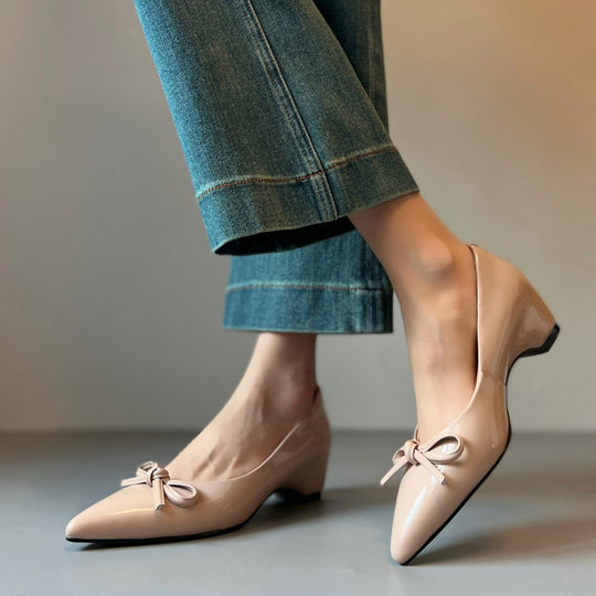 Damen elegante spitze Pumps mit Schleifenakzent EB