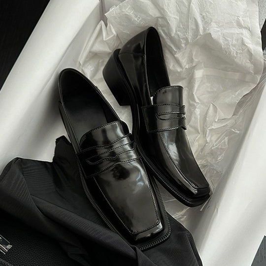 Damen elegante Loafers mit hochwertiger Lederoberfläche und modischem Design EB
