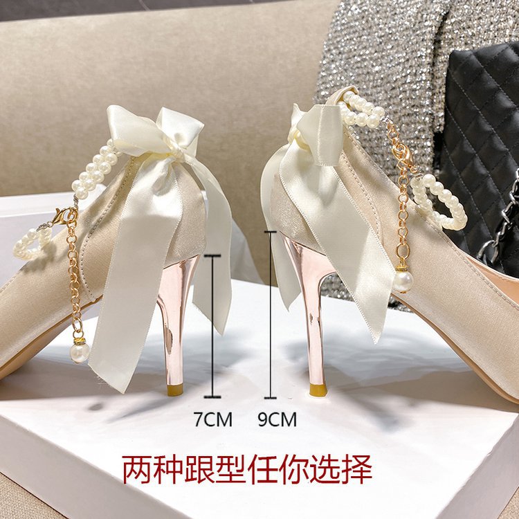 Damen elegante High Heels mit Perlenakzent und zierlichem Riemen EB
