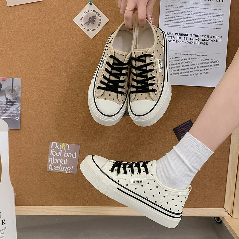 Damen Freizeit Sneakers mit gepolsterter Innensohle und punktemuster EB