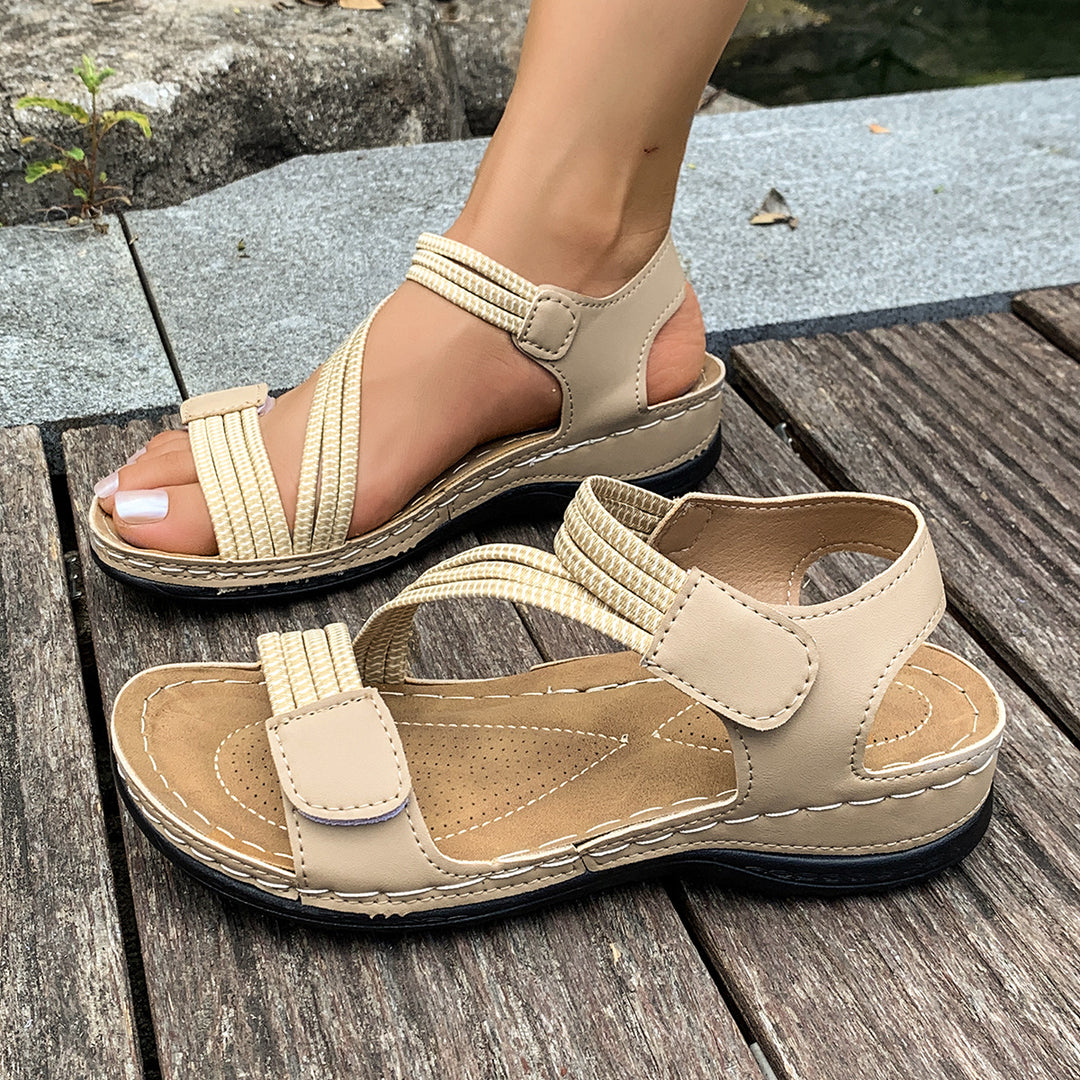 Damen Komfortable Sandalen mit verstellbaren Riemen und anatomischem Fußbett EB