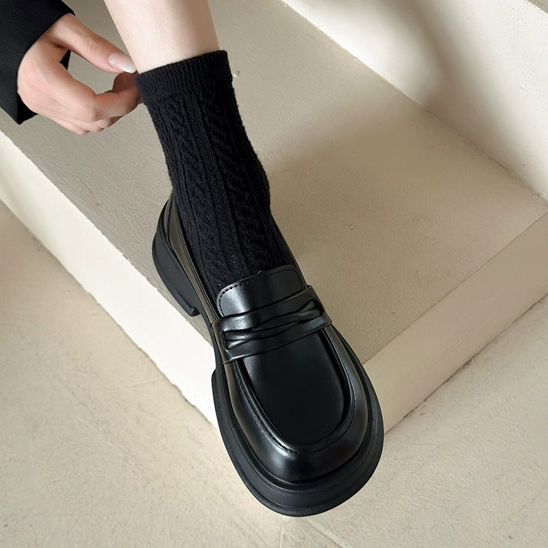 Damen Stilvolle Loafers mit robuster Plateausohle EB