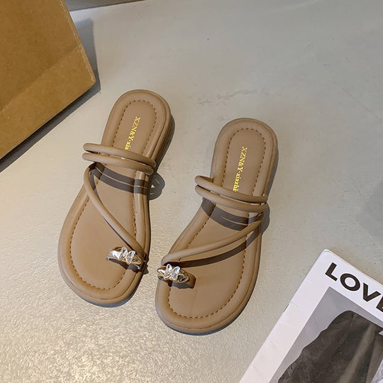 Damen elegante Zehensteg-Sandalen mit glamourösem Schmuckdetail EB