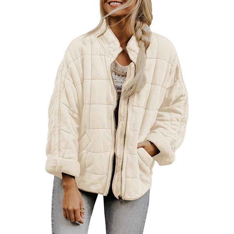 Damen Steppjacke im Oversized Schnitt mit Stehkragen und verdecktem Reißverschluss EB