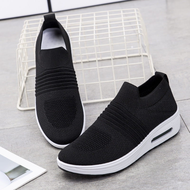 Damen Komfortable Slip-On Sneakers mit atmungsaktiver Strickoberfläche und dämpfender Sohle EB