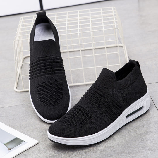 Damen Komfortable Slip-On Sneakers mit atmungsaktiver Strickoberfläche und dämpfender Sohle EB