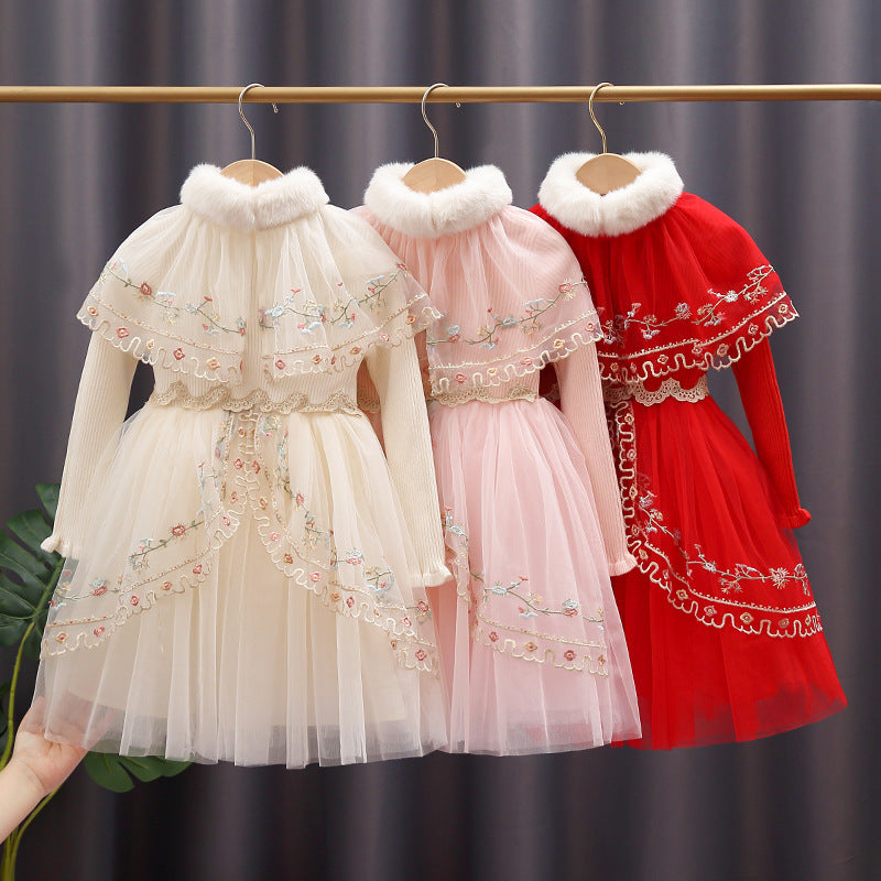 Damen Spitzenbesetztes Festkleid EB