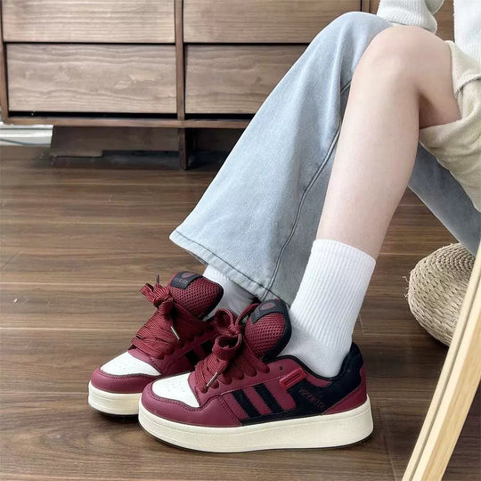Damen sportliche Sneakers mit luftiger Mesh-Oberfläche und dämpfender Sohle EB