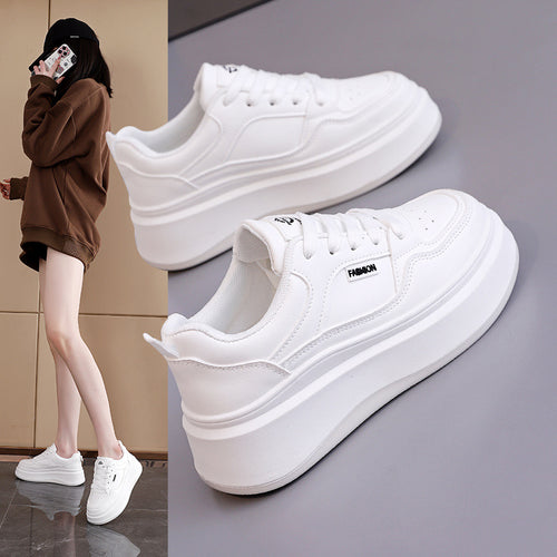 Damen chunky Sneakers mit extrahohen Laufsohlen und eleganter Optik EB