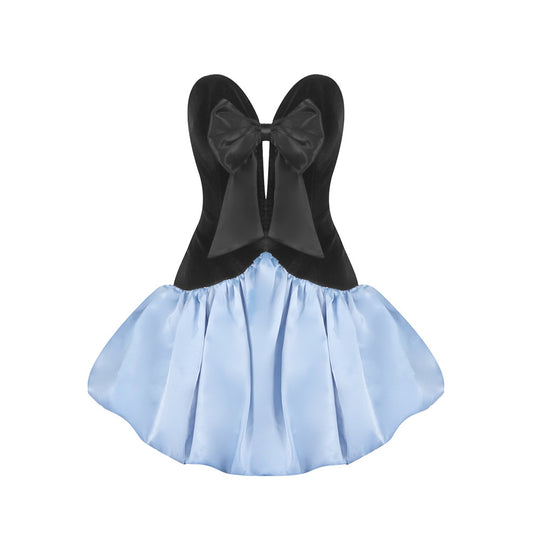 Damen Kleid mit freien Schultern und dekorativem Schleifendetail EB