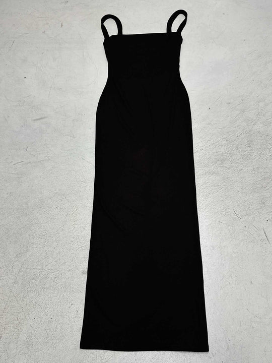 Damen Elegantes Maxikleid mit schmalem Schnitt und raffiniertem Ausschnitt EB