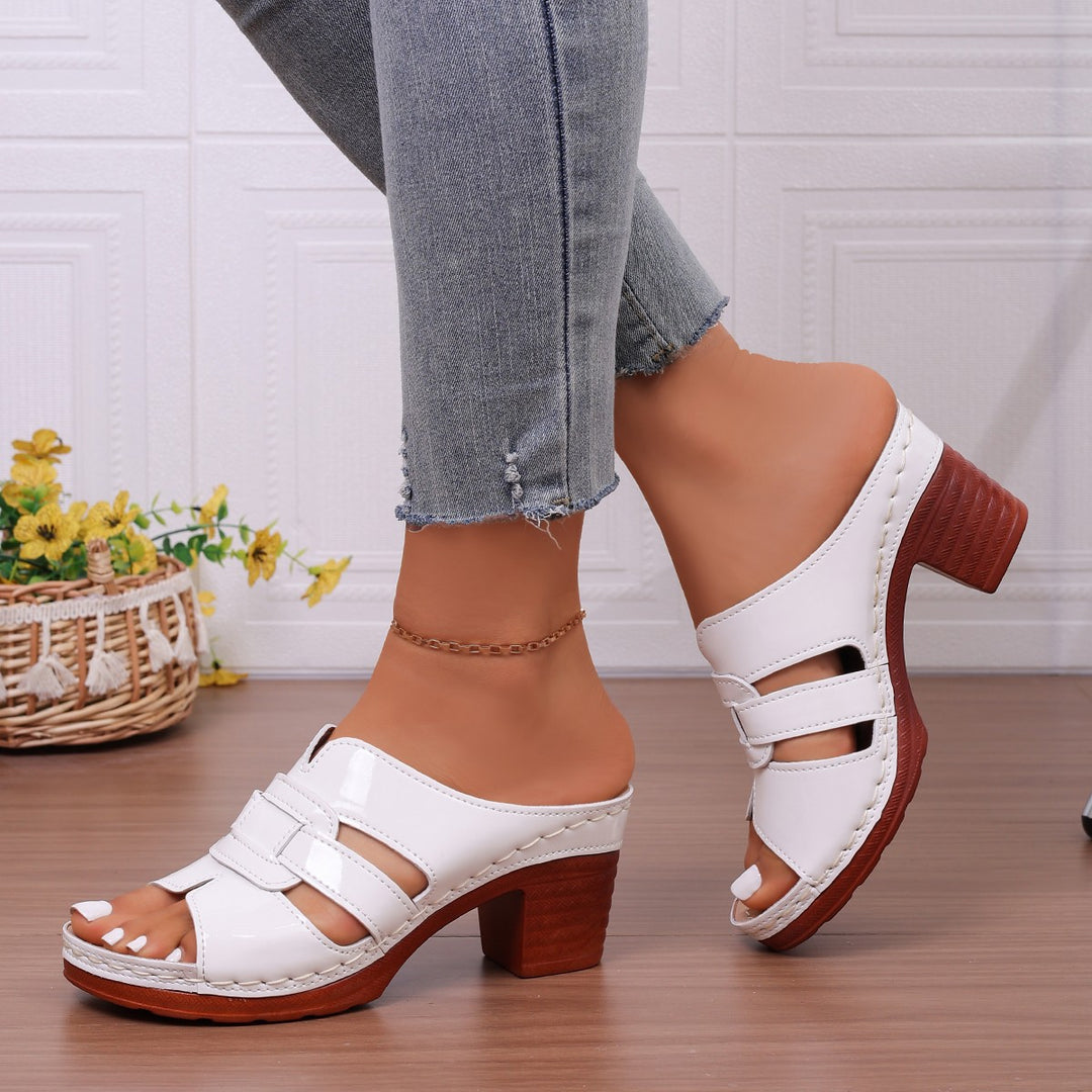 Damen Komfortable und elegante Plattform-Pantoletten mit Dekorativem Riemen EB