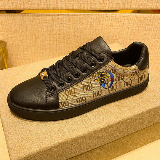 Damen Modische Sneakers mit buntem Muster und luxuriösen Details EB